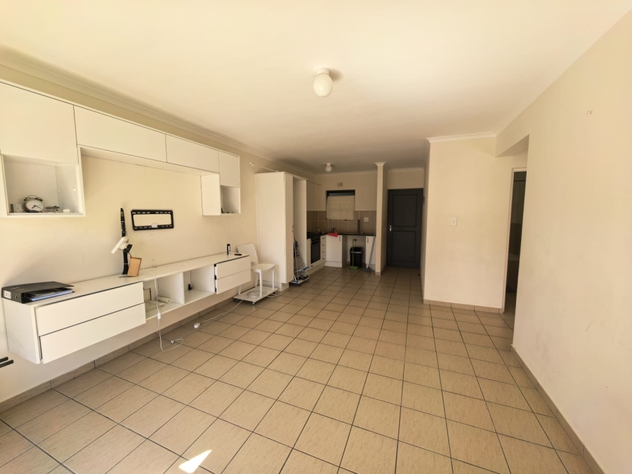 To Let 2 Bedroom Property for Rent in Parklands East Western Cape